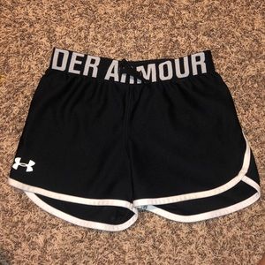 Under armour black athletic shorts